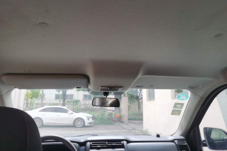 Used CHANGAN OSHAN X70A 2019 1.5L Manual Basic Version China VI Standard Headliner