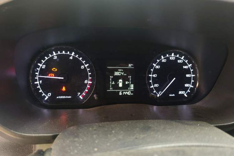 Used CHANGAN OSHAN X70A 2019 1.5L Manual Basic Version China VI Standard Instrument Cluster