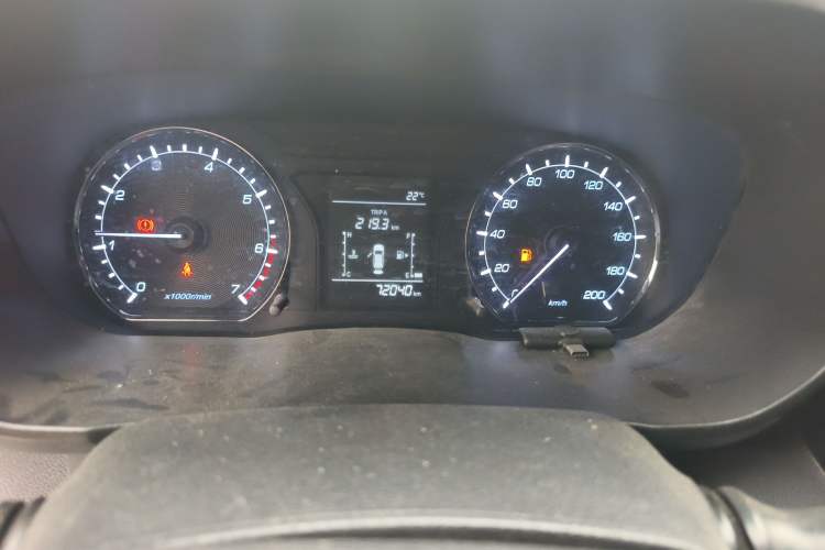 Used CHANGAN OSHAN X70A  Instrument Cluster