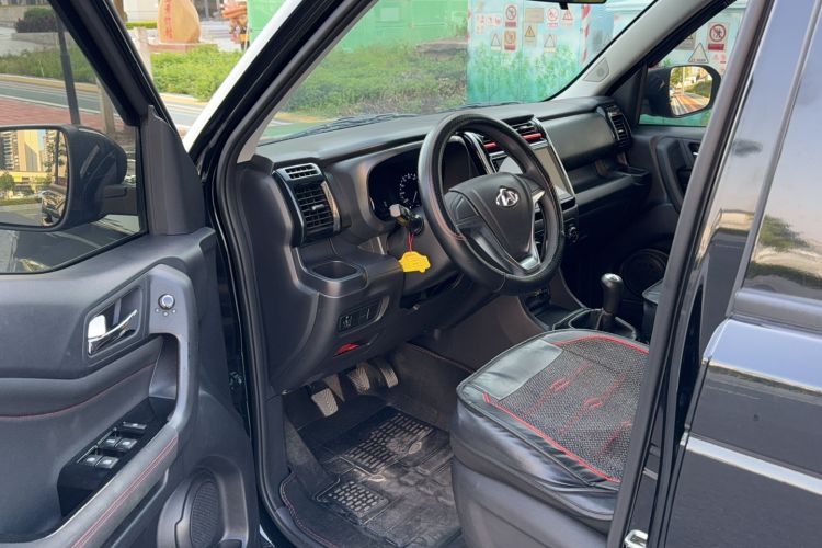 Used CHANGAN OSHAN X70A 2019 1.5L Manual Comfort Model China VI Standard Interior 2