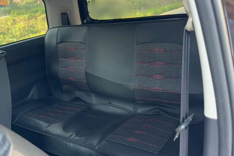 Used CHANGAN OSHAN X70A 2019 1.5L Manual Comfort Model China VI Standard Interior 5