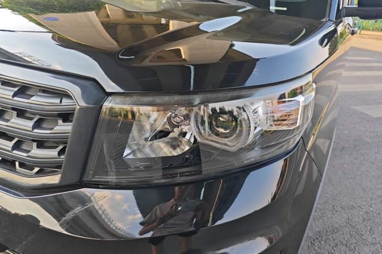 Used CHANGAN OSHAN X70A 2019 1.5L Manual Basic Version China VI Standard Left Front Headlight