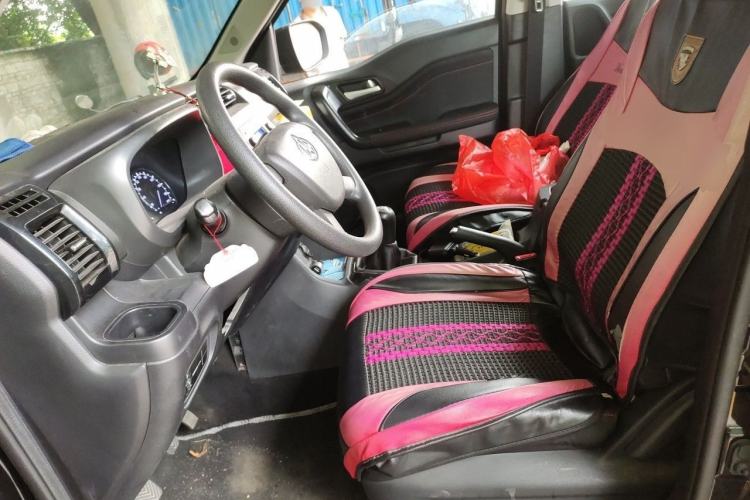 Used CHANGAN OSHAN X70A 2019 1.5L Manual Basic Version China VI Standard Left Front Seat