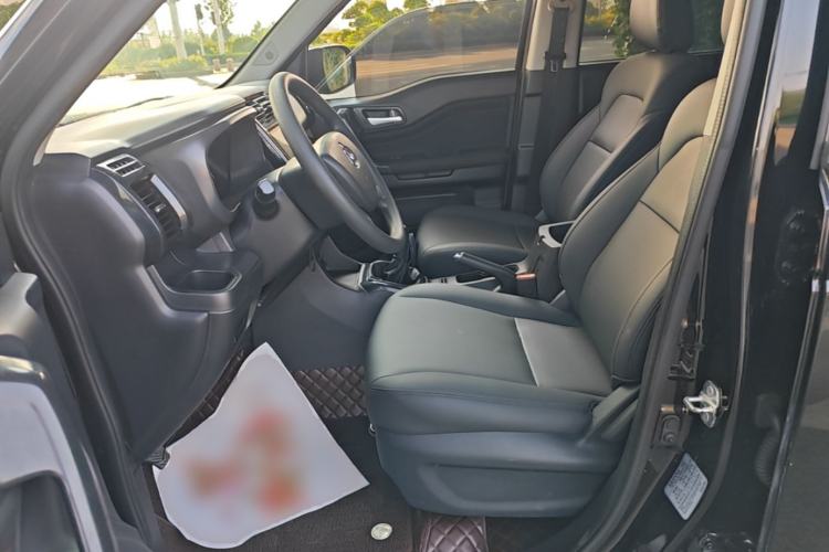 Used CHANGAN OSHAN X70A 2019 1.5L Manual Basic Version China VI Standard Left Front Seat