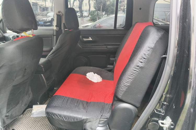 Used CHANGAN OSHAN X70A 2019 1.5L Manual Basic Version China VI Standard Left Rear Seat