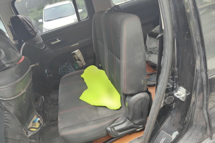 Used CHANGAN OSHAN X70A 2019 1.5L Manual Classic Model China VI Standard Left Rear Seat