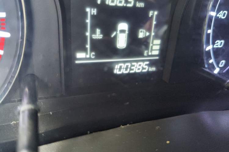 Used CHANGAN OSHAN X70A 2019 1.5L Manual Basic Version China VI Standard Odometer Close Up