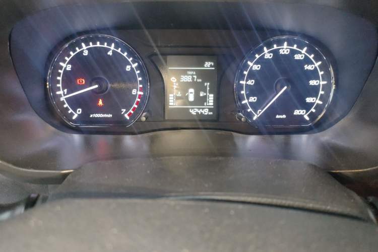 Used CHANGAN OSHAN X70A 2019 1.5L Manual Basic Version China VI Standard Odometer Close Up
