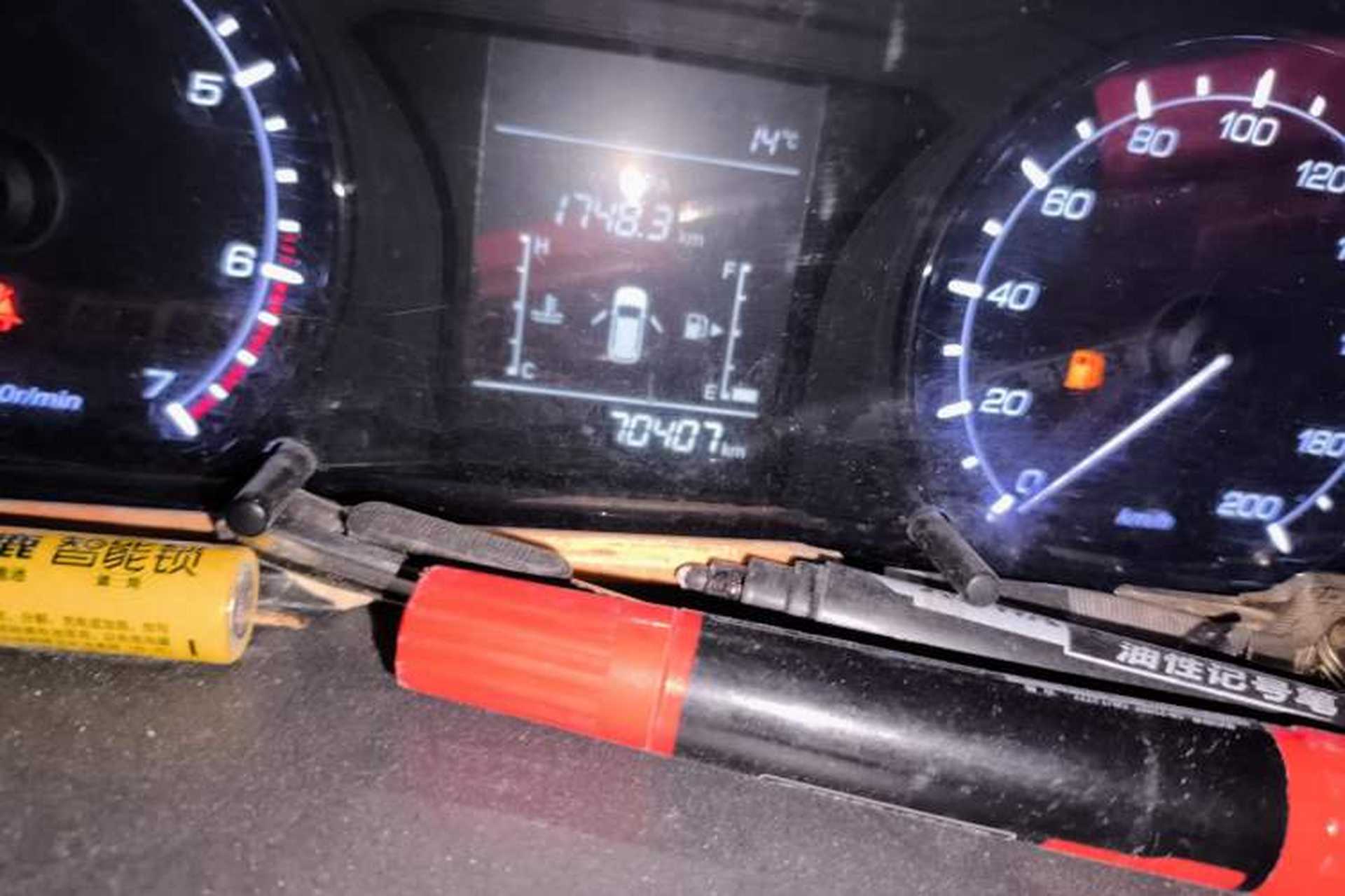 Used CHANGAN OSHAN X70A 2019 1.5L Manual Basic Version China VI Standard Odometer Close Up