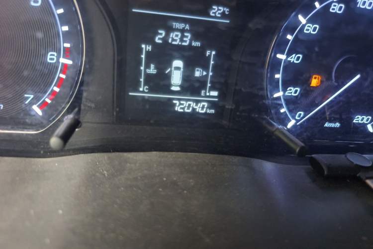 Used CHANGAN OSHAN X70A  Odometer Close Up