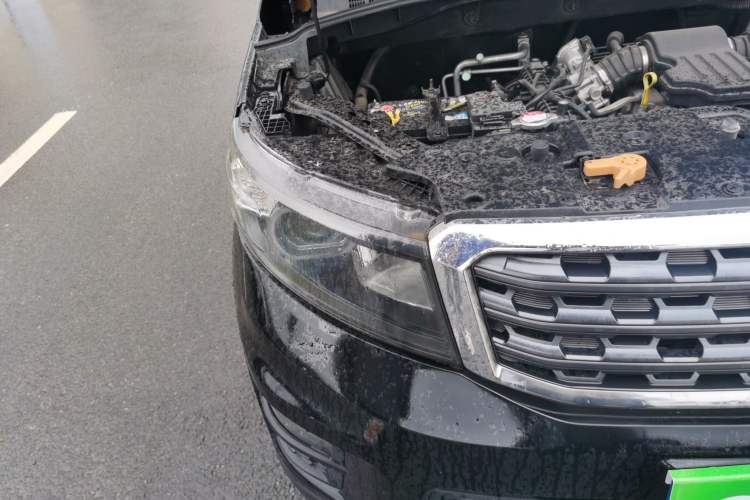 Used CHANGAN OSHAN X70A 2019 1.5L Manual Comfort Model China VI Standard Right Front Headlight