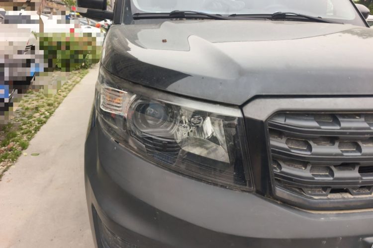 Used CHANGAN OSHAN X70A  Right Front Headlight