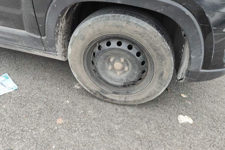 Used CHANGAN OSHAN X70A 2019 1.5L Manual Classic Model China VI Standard Right Front Wheel Hub
