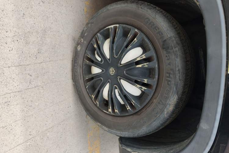 Used CHANGAN OSHAN X70A 2019 1.5L Manual Basic Version China VI Standard Right Front Wheel Hub
