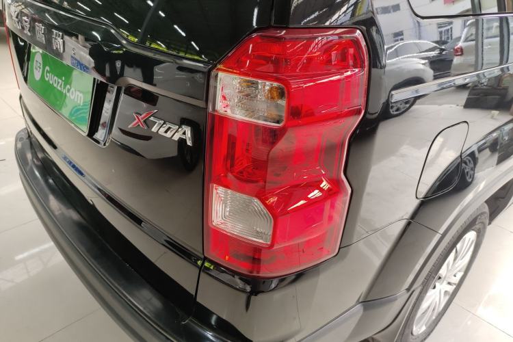 Used CHANGAN OSHAN X70A 2019 1.5L Manual Basic Version China VI Standard Right Rear Taillight