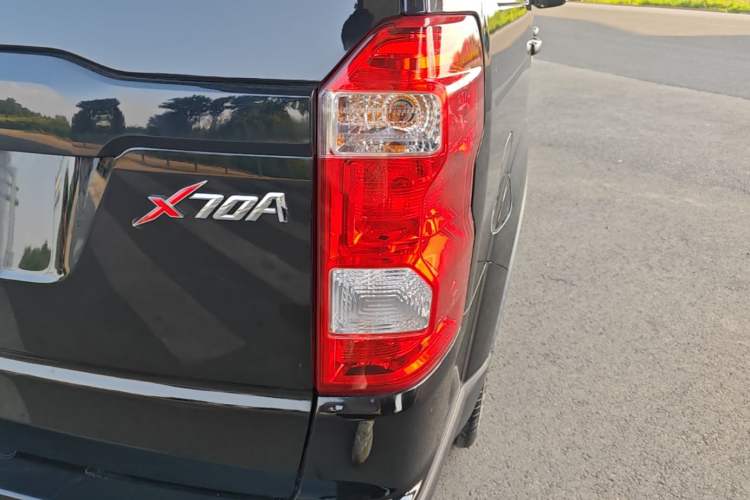Used CHANGAN OSHAN X70A 2019 1.5L Manual Basic Version China VI Standard Right Rear Taillight