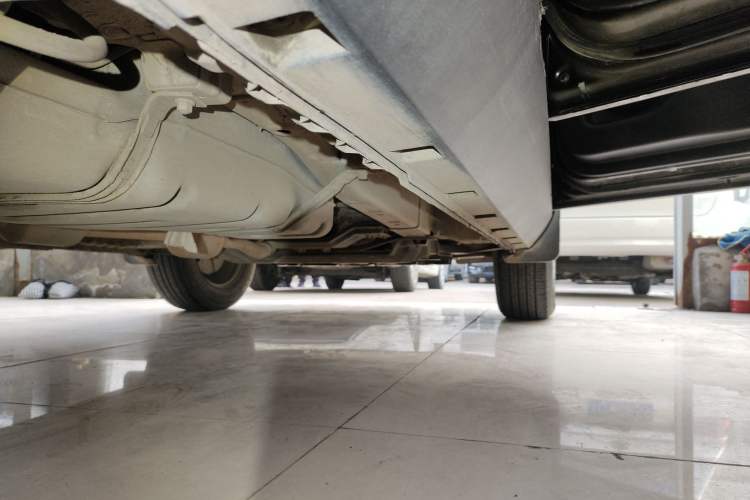 Used CHANGAN OSHAN X70A 2019 1.5L Manual Basic Version China VI Standard Right Side Sill