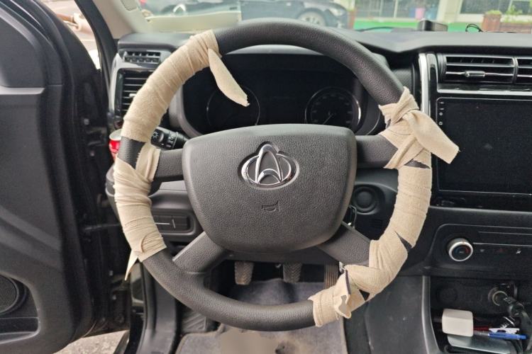 Used CHANGAN OSHAN X70A 2019 1.5L Manual Classic Model China VI Standard Steering Wheel