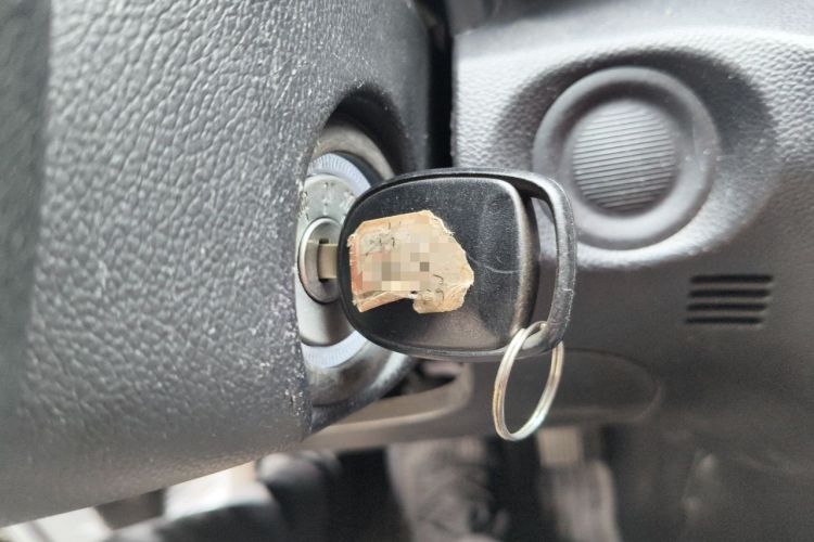Used CHANGAN OSHAN X70A 2019 1.5L Manual Basic Version China VI Standard Vehicle Key