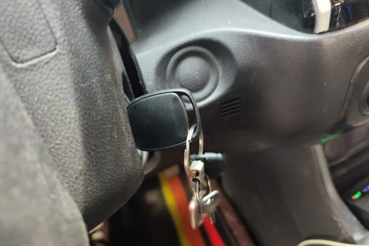 Used CHANGAN OSHAN X70A 2019 1.5L Manual Basic Version China VI Standard Vehicle Key