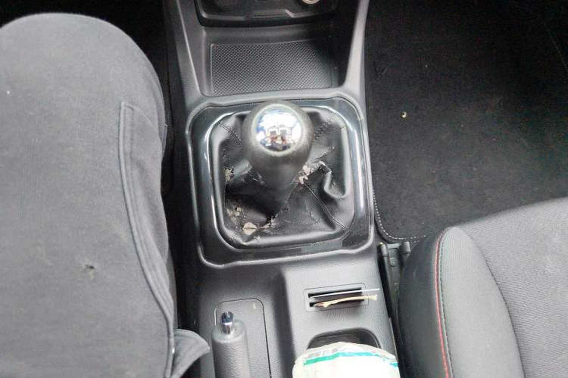 Used CHANGAN OSHAN X70A 2019 1.5L Manual Basic Version China VI Standard Gear Lever