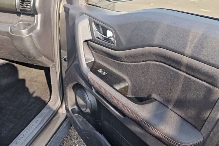 Used CHANGAN OSHAN X70A 2019 1.5L Manual Comfort Model China VI Standard Interior 5