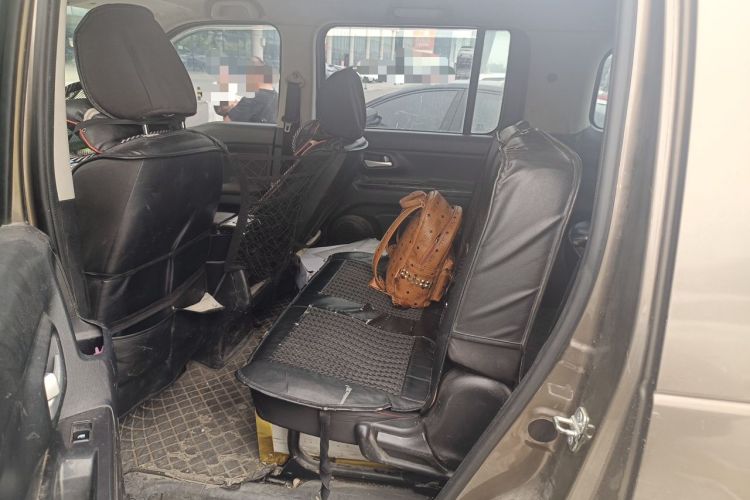 Used CHANGAN OSHAN X70A 2019 1.5L Manual Classic Model China VI Standard Left Rear Seat