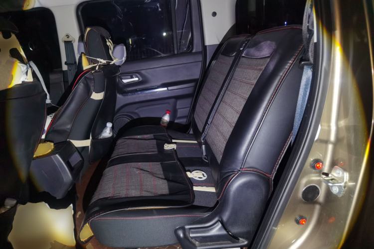 Used CHANGAN OSHAN X70A 2019 1.5L Manual Basic Version China VI Standard Left Rear Seat