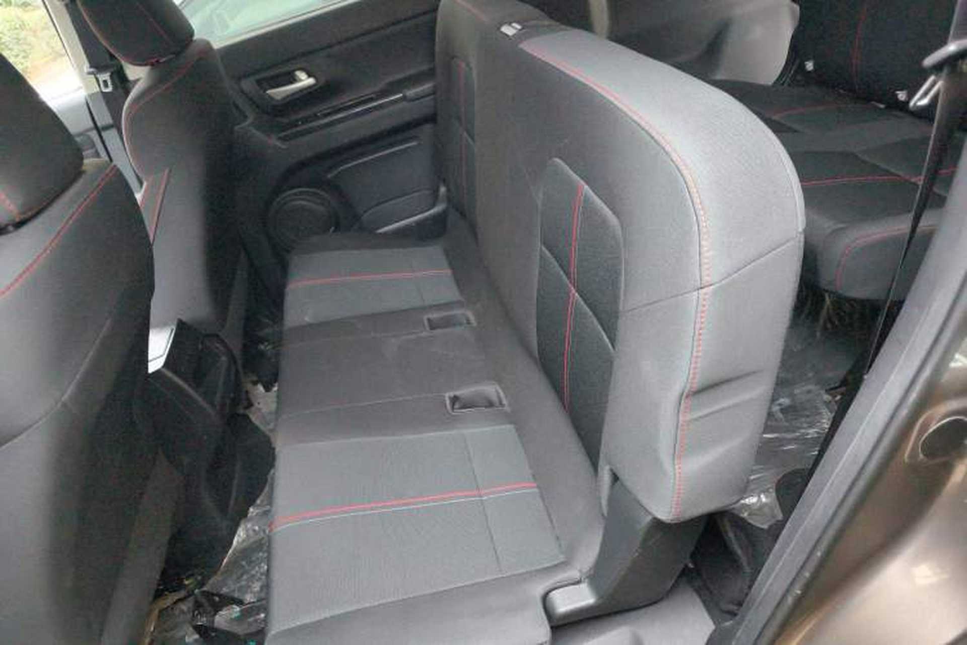 Used CHANGAN OSHAN X70A 2019 1.5L Manual Basic Version China VI Standard Left Rear Seat