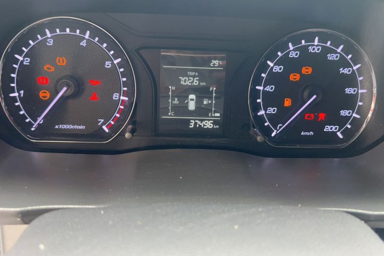 Used CHANGAN OSHAN X70A 2019 1.5L Manual Standard Version China VI Odometer Close Up