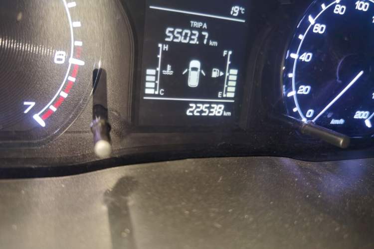 Used CHANGAN OSHAN X70A 2019 1.5L Manual Basic Version China VI Standard Odometer Close Up