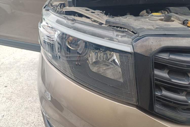 Used CHANGAN OSHAN X70A 2019 1.5L Manual Classic Model China VI Standard Right Front Headlight