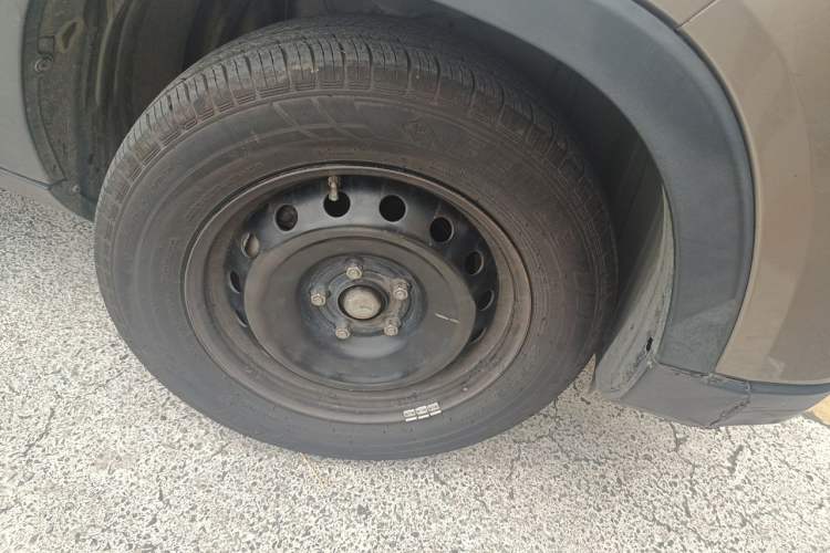 Used CHANGAN OSHAN X70A 2019 1.5L Manual Classic Model China VI Standard Right Front Wheel Hub