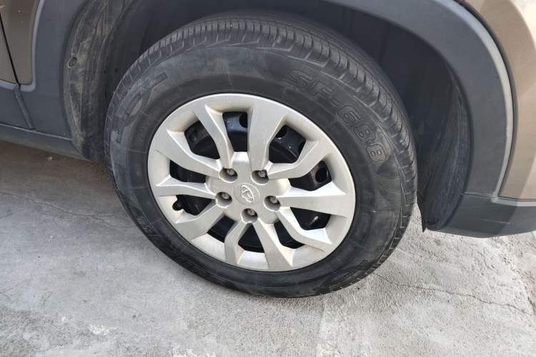 Used CHANGAN OSHAN X70A 2019 1.5L Manual Standard Version China VI Right Front Wheel Hub