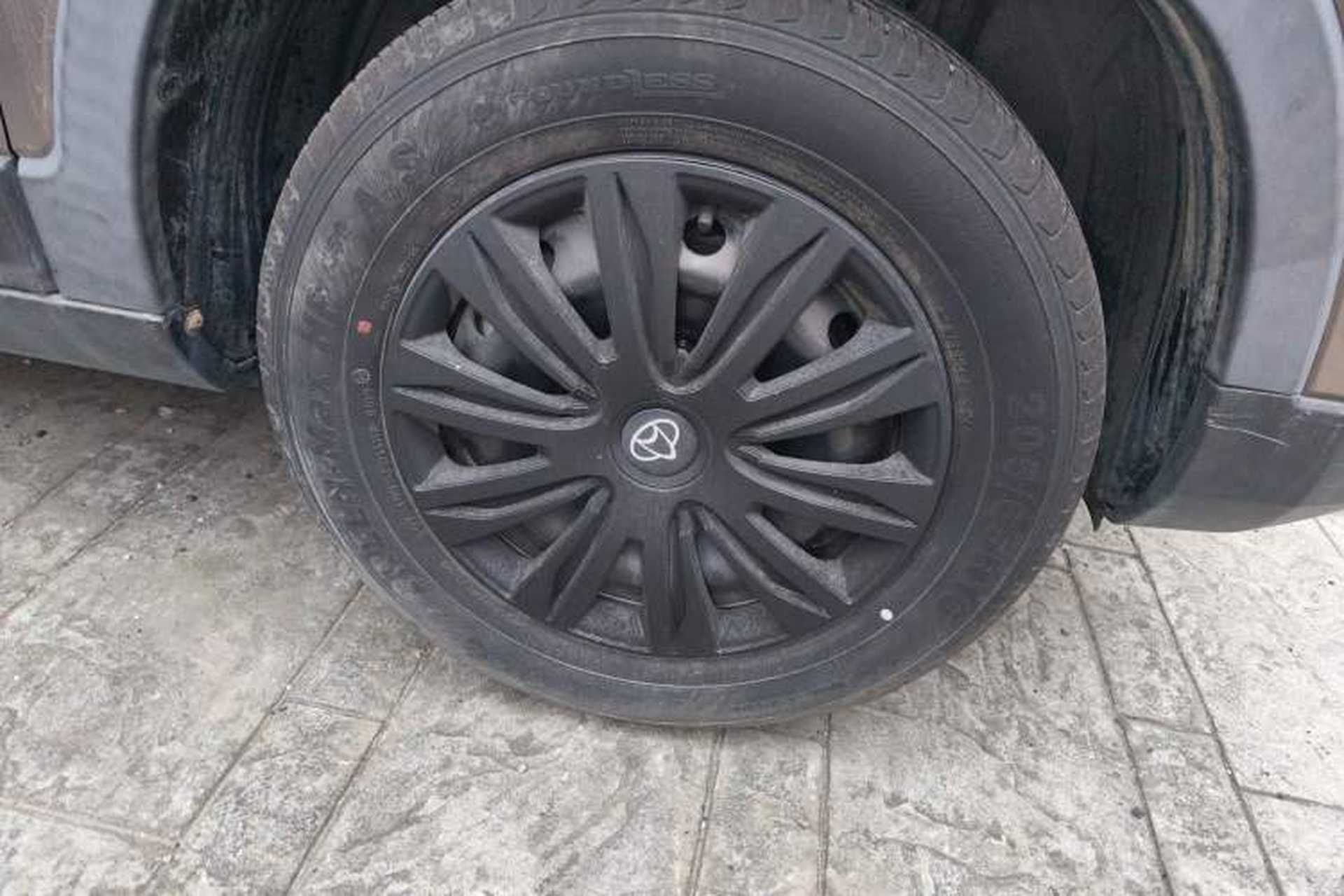 Used CHANGAN OSHAN X70A 2019 1.5L Manual Basic Version China VI Standard Right Front Wheel Hub