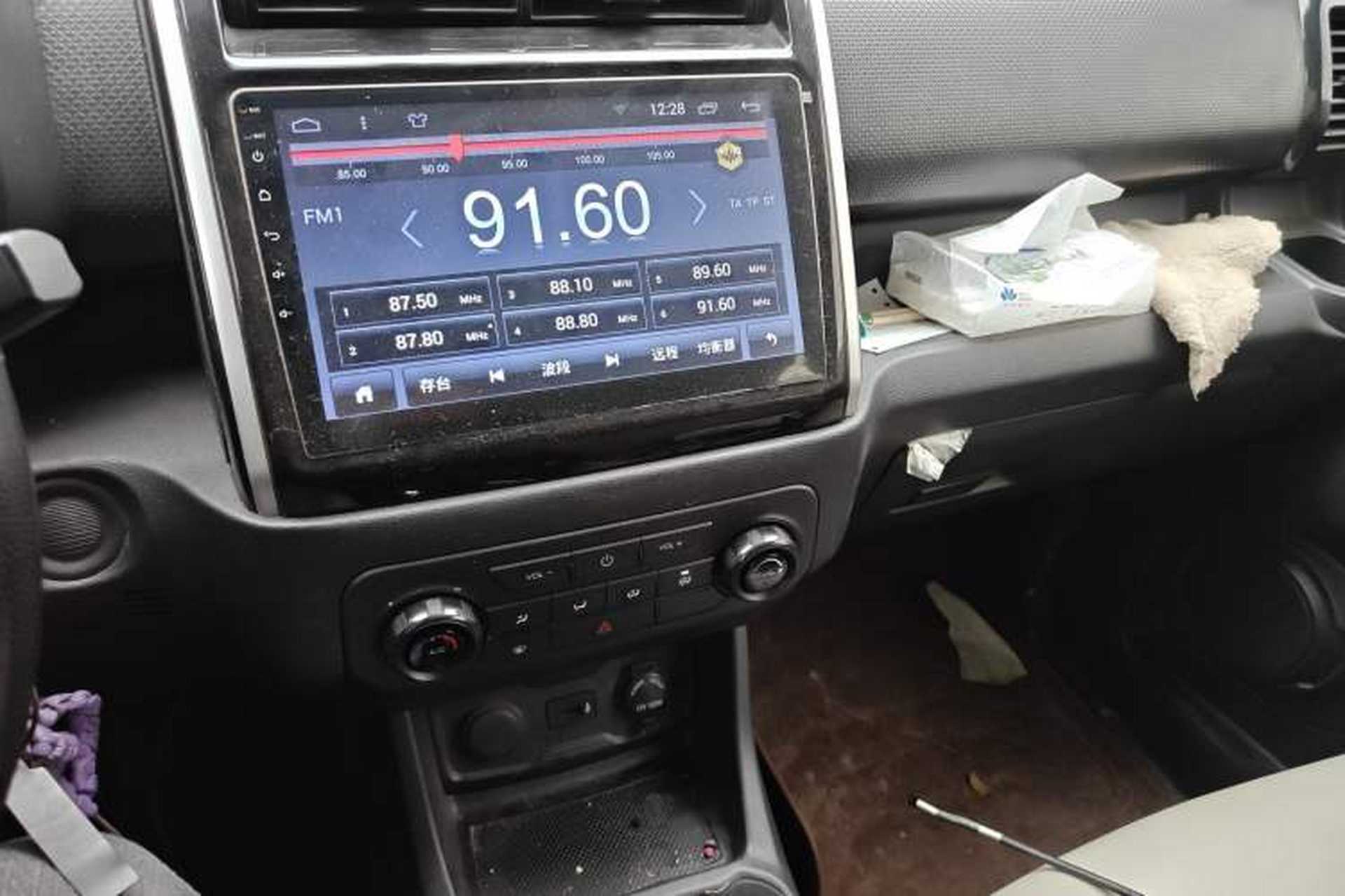 Used CHANGAN OSHAN X70A 2019 1.5L Manual Standard Version China VI Audio And AC Panel