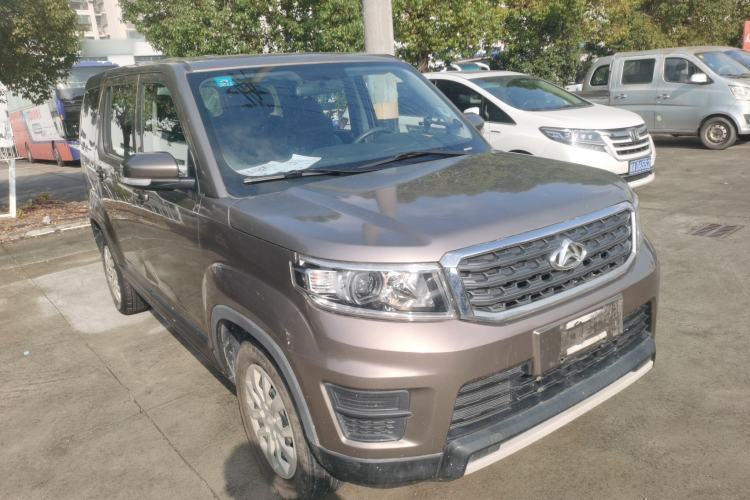 Used CHANGAN OSHAN X70A 2019 1.5L Manual Standard Version China VI Front Right 45 Deg