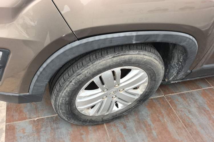 Used CHANGAN OSHAN X70A 2019 1.5L Manual Comfort Model China VI Standard Left Front Wheel Hub
