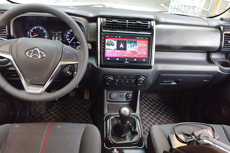 Used CHANGAN OSHAN X70A 2019 1.5L Manual Standard Version China VI Audio And AC Panel