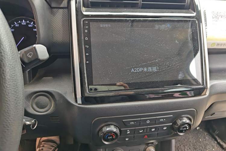 Used CHANGAN OSHAN X70A 2019 1.5L Manual Standard Version China VI Audio And AC Panel