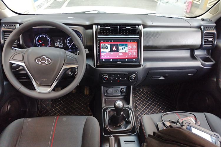 Used CHANGAN OSHAN X70A 2019 1.5L Manual Standard Version China VI Center Console