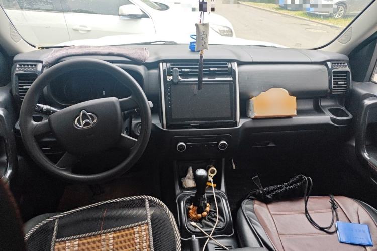 Used CHANGAN OSHAN X70A 2019 1.5L Manual Basic Version China VI Standard Center Console