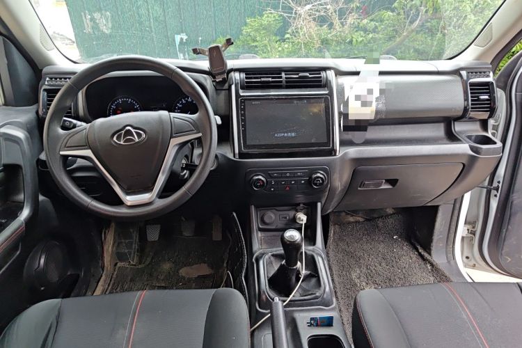 Used CHANGAN OSHAN X70A 2019 1.5L Manual Standard Version China VI Center Console