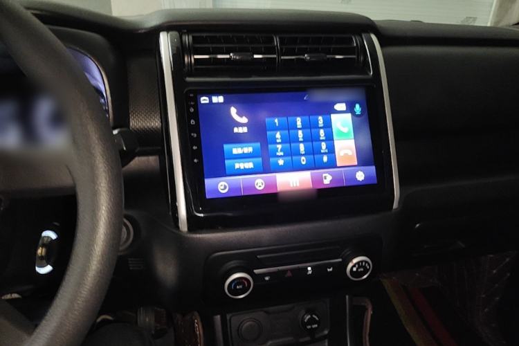 Used CHANGAN OSHAN X70A 2019 1.5L Manual Basic Version China VI Standard Center Console