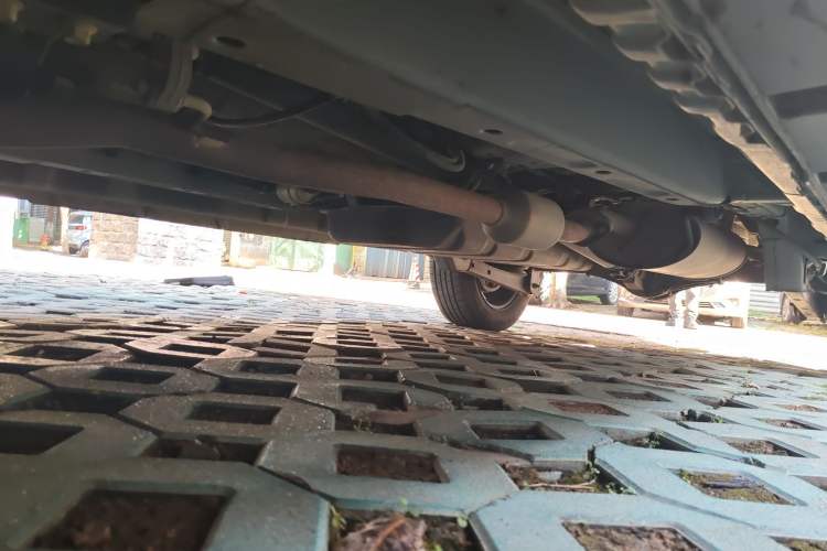 Used CHANGAN OSHAN X70A 2019 1.5L Manual Basic Version China VI Standard Chassis Front Left