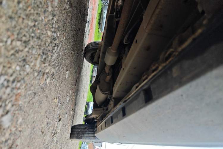 Used CHANGAN OSHAN X70A 2019 1.5L Manual Basic Version China VI Standard Chassis Front Left