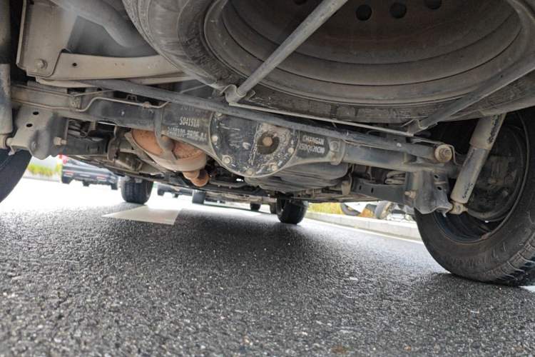 Used CHANGAN OSHAN X70A 2019 1.5L Manual Basic Version China VI Standard Chassis Rear