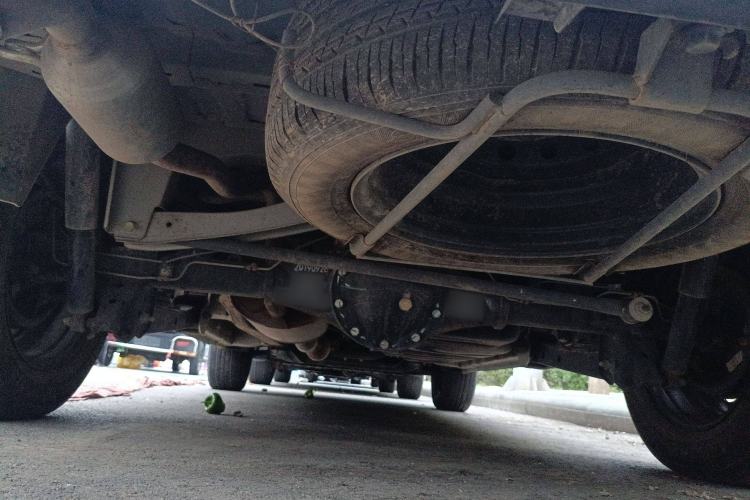 Used CHANGAN OSHAN X70A 2019 1.5L Manual Standard Version China VI Chassis Rear