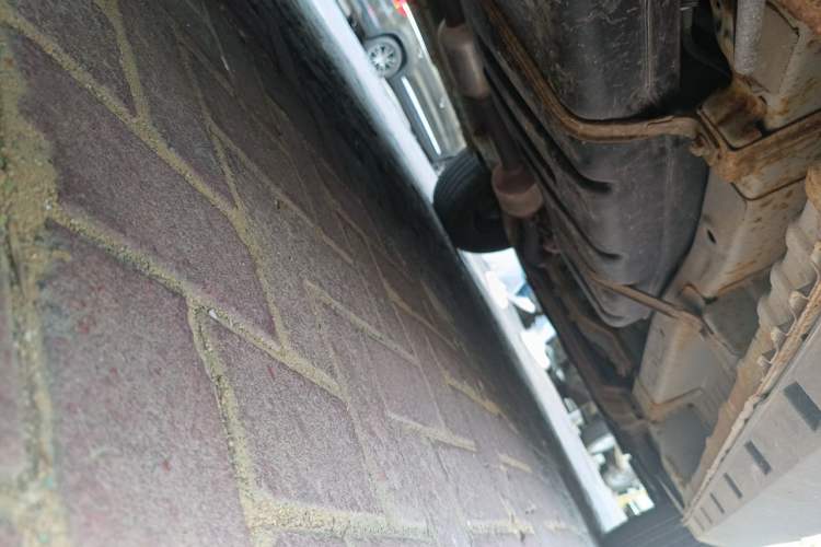 Used CHANGAN OSHAN X70A 2019 1.5L Manual Basic Version China VI Standard Chassis Rear Right