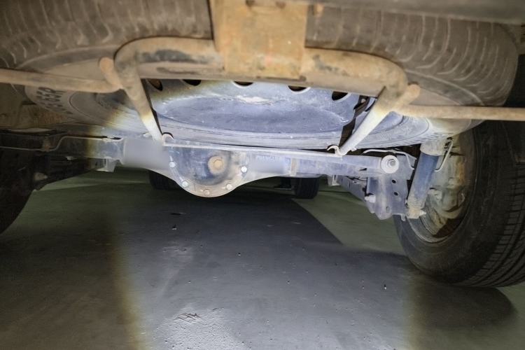 Used CHANGAN OSHAN X70A 2019 1.5L Manual Basic Version China VI Standard Chassis Rear